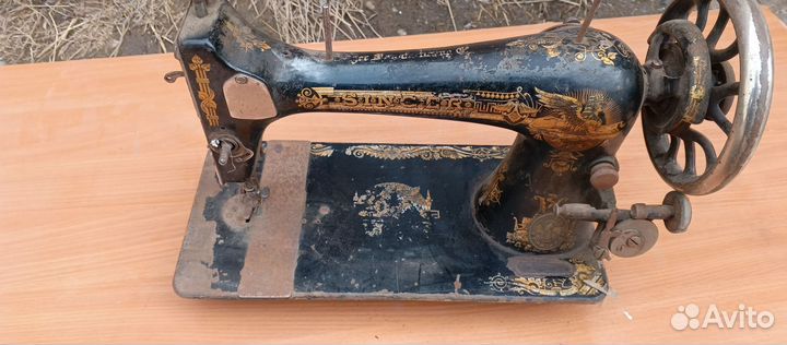 Швейная машинка зингер антикварная