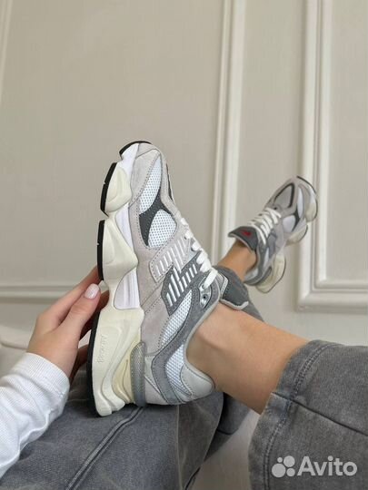 Кроссовки Женские New Balance 9060