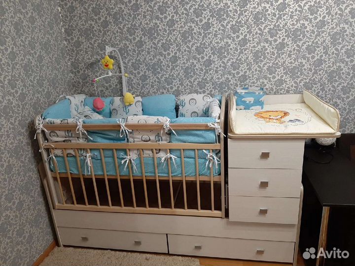 Детская кроватка трансформер с комодом