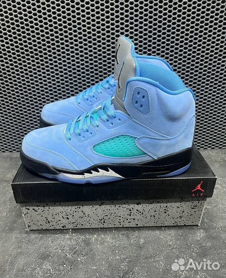 Кроссовки Air Jordan 5 для спорта