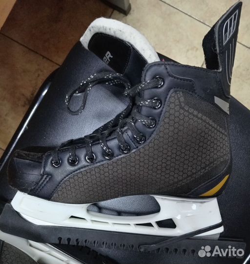 Хоккейные коньки bauer