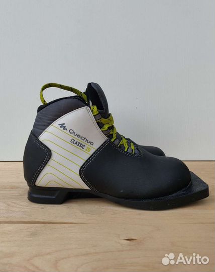 Лыжные ботинки детские р.31,5