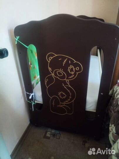 Детская кроватка