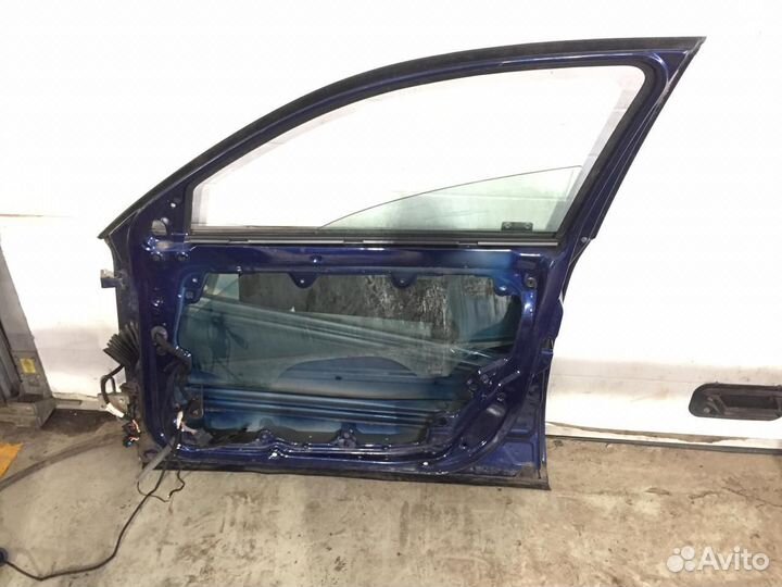 Дверь передняя правая Vw Passat B5