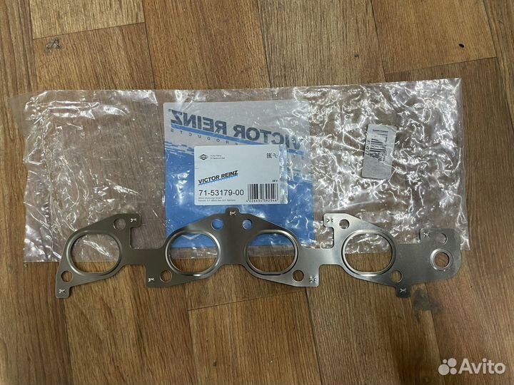 Прокладка выпускного коллектора Suzuki Baleno