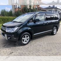 Mitsubishi Delica D5 2.0 CVT, 2015, 65 000 км, с пробегом, цена 2 500 000 руб.