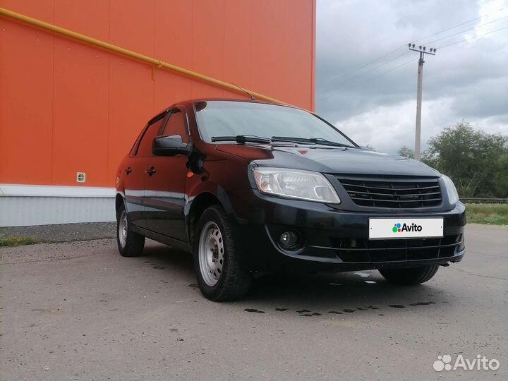 LADA Granta 1.6 МТ, 2013, 164 200 км
