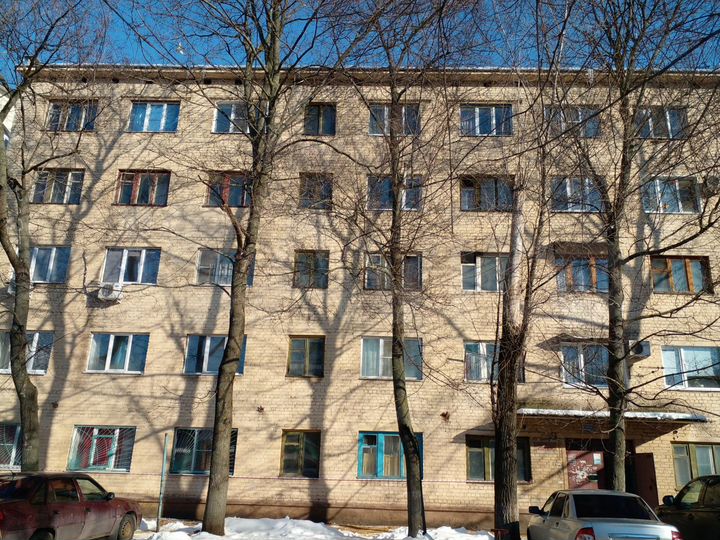 Комната 13 м² в 1-к., 5/5 эт.