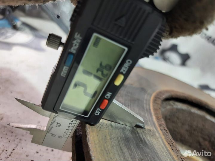 Диски тормозные передние BMW 1-серия E87 LCI