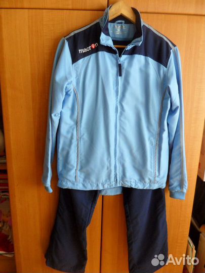 Спортивный костюм р.46