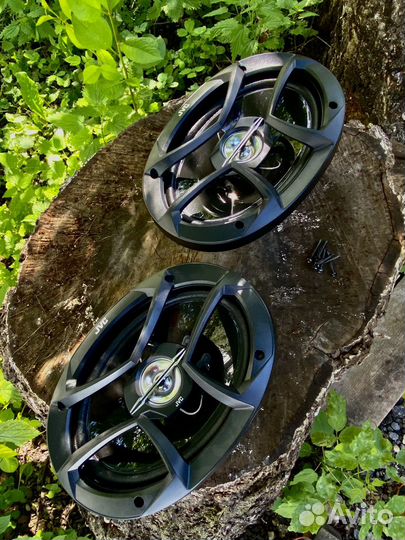 Колонки в авто 16.5