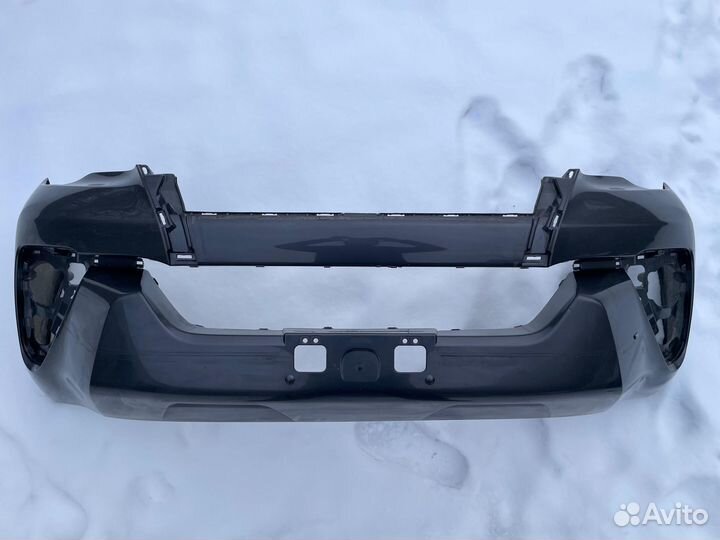 Бампер передний toyota fortuner 2019 г. OEM 52119