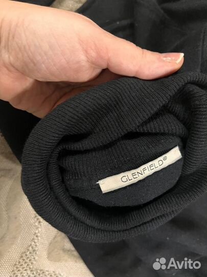 Черная водолазка Glenfild