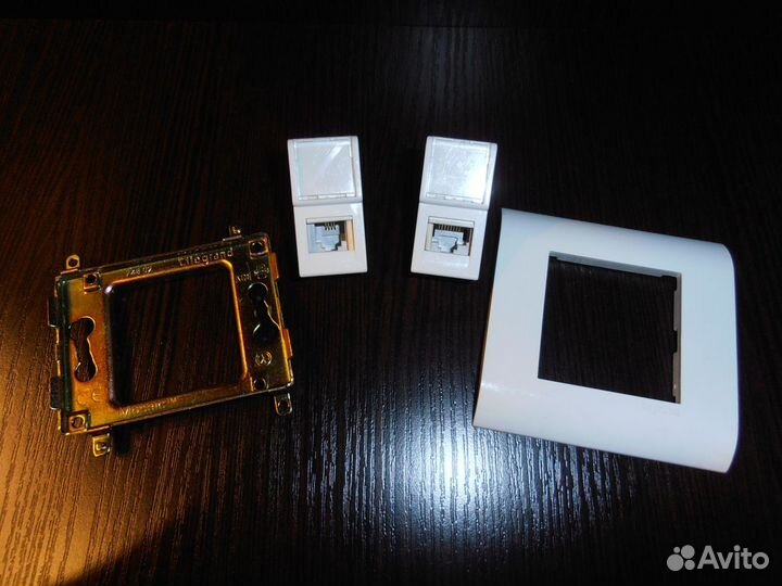 Розетка компьютерная RJ45/телефонная RJ11, Legrand