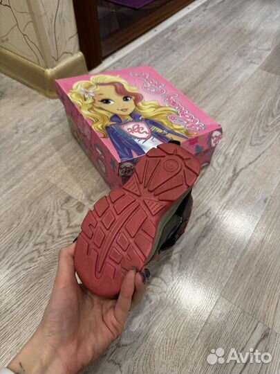 Ботинки для девочки 27