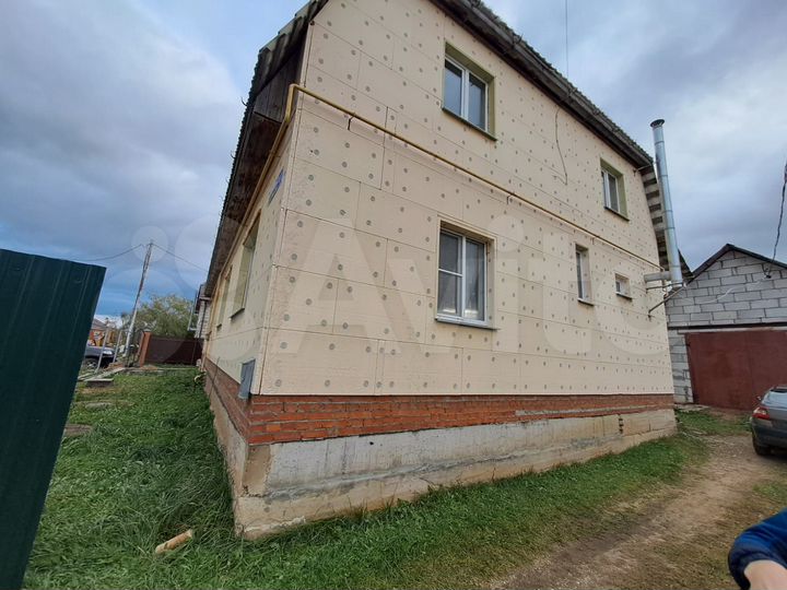 Дом 157,2 м² на участке 5 сот.