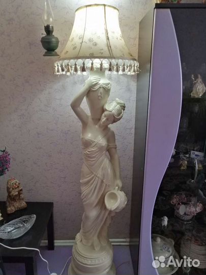 Торшер напольный