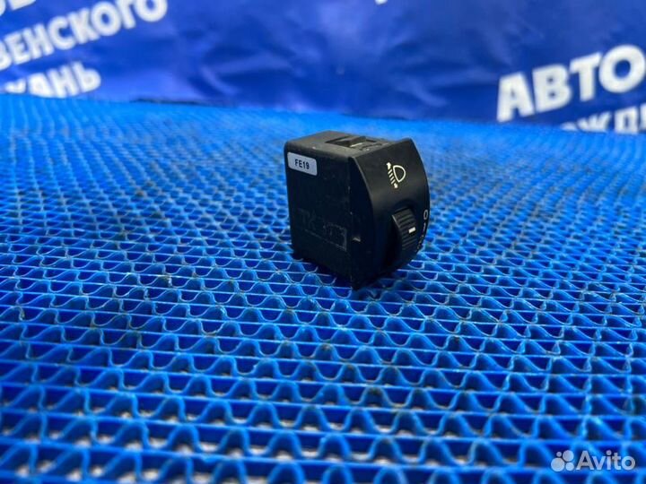 Кнопка корректора фар Daewoo Nexia седан 2010