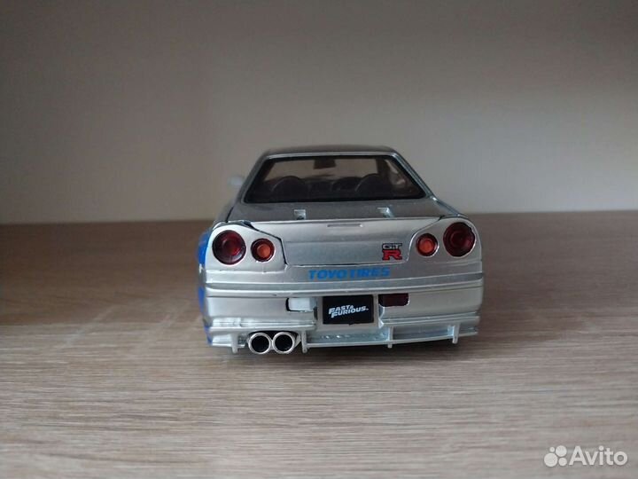 Машина Jada Nissan Skyline GT-R (R34)