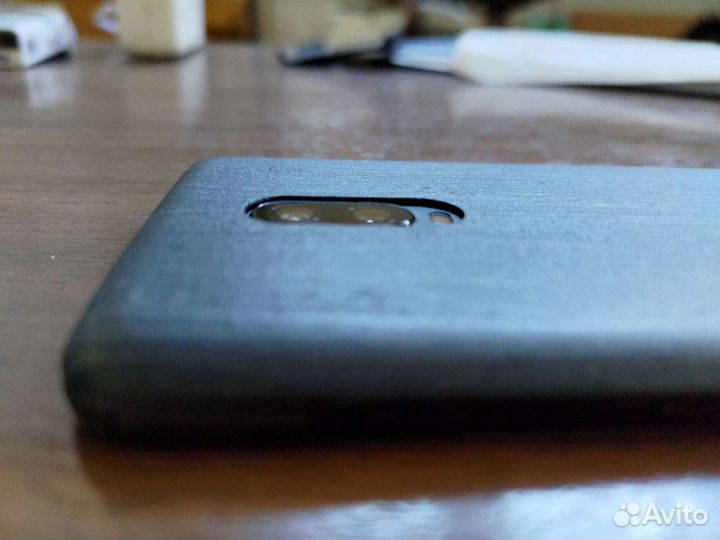 Деревянный чехол OnePlus 6T