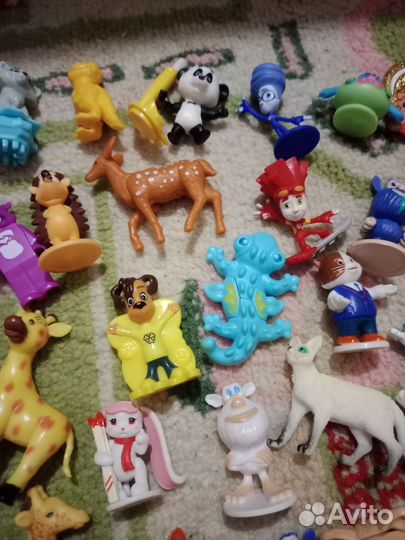 Игрушки из киндеров пакетом