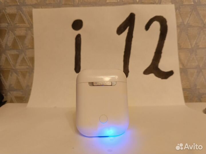Наушника i 12