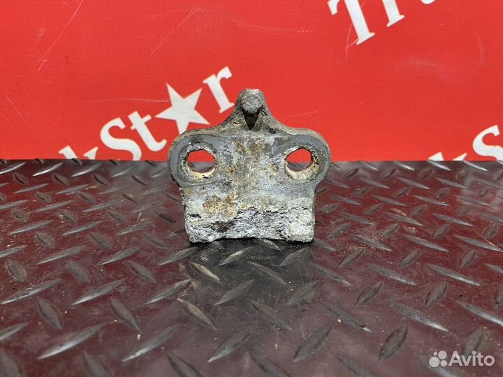 Кронштейн площадки пневмоподушки Volvo FH