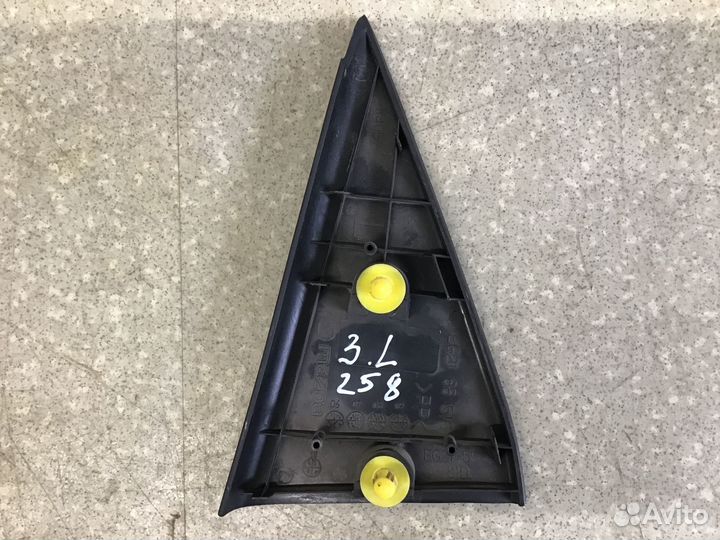 Накладка двери задней левой Mazda CX 7 2007-2012