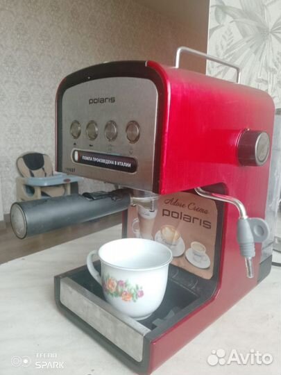 Кофеварка рожковая polaris