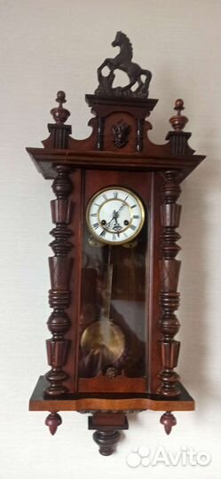 Старинные антикварные настенные часы