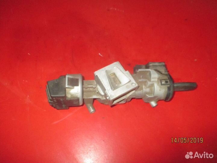 Замок зажигания 1681167 Ford C-MAX 2003-2010