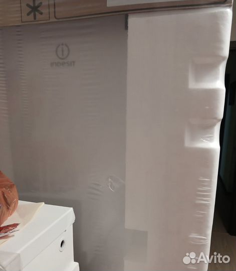 Холодильник indesit no frost