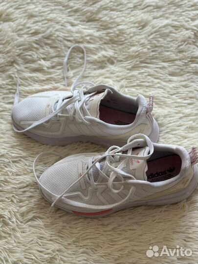 Кроссовки женские adidas 36 размер