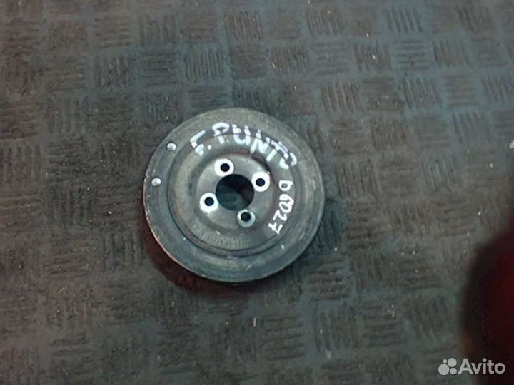 Шкив коленвала Fiat Punto 2 рест. 2009 55200498