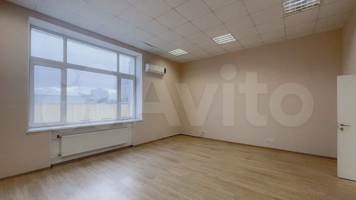 Собственник, 943 кв м от собственника