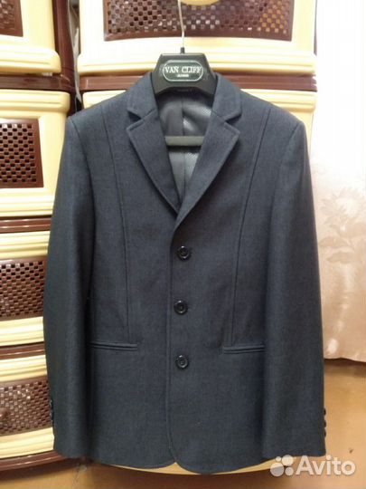 Пиджак фирмы 