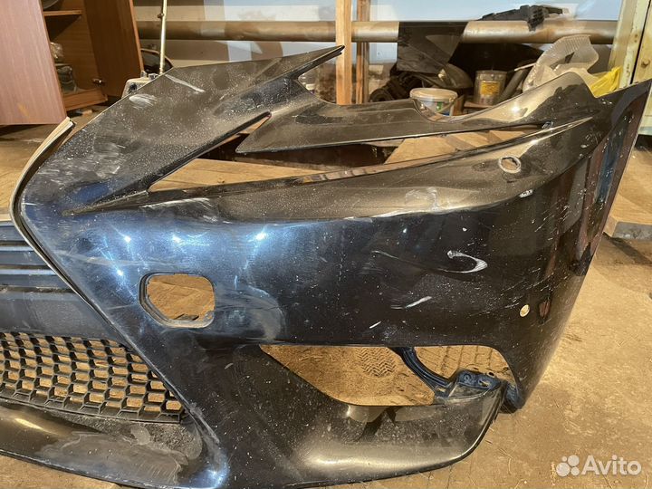 Бампер передний на lexus is250