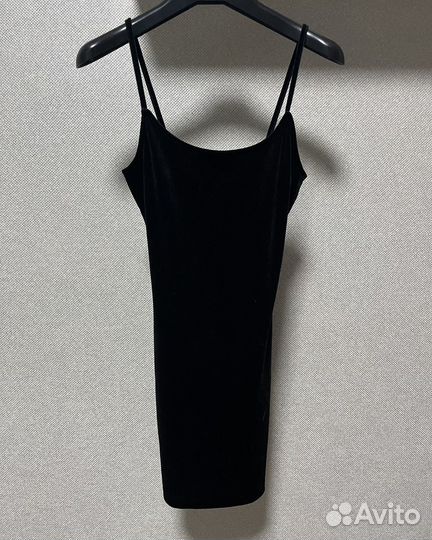 Платье черное велюр sinsay XS