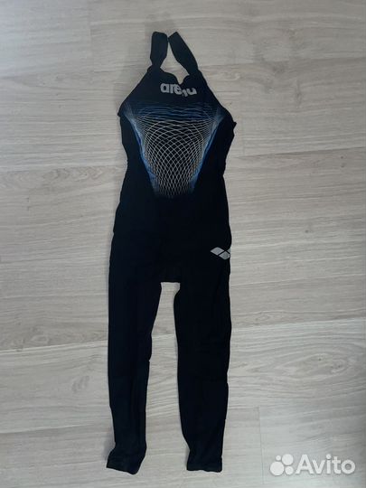 Гидрокостюм arena