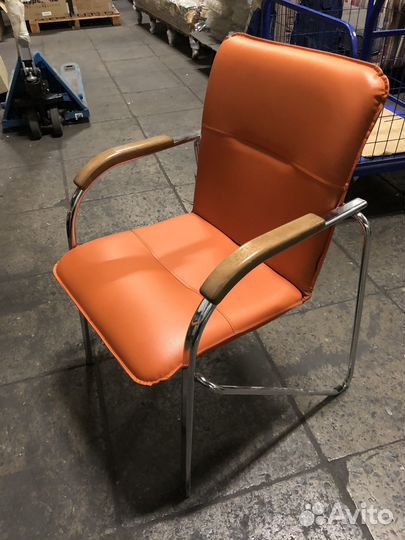 Офисный стул