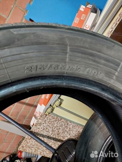 Yokohama BluEarth AE50 215/65 R17