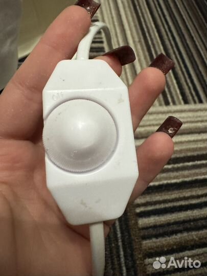 Вытяжка настольная маникюрная