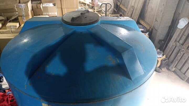 Емкость пластиковая 5 кубов