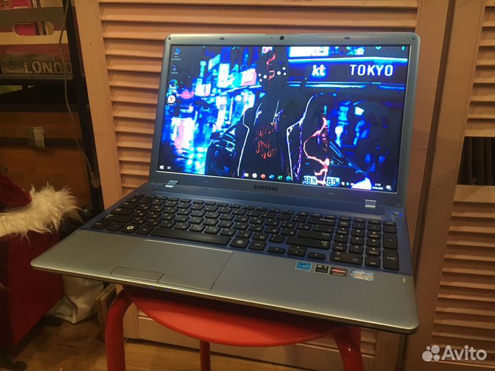 Samsung core i5-2450-2,5Гц 6гб 2видео SSD бат2часа