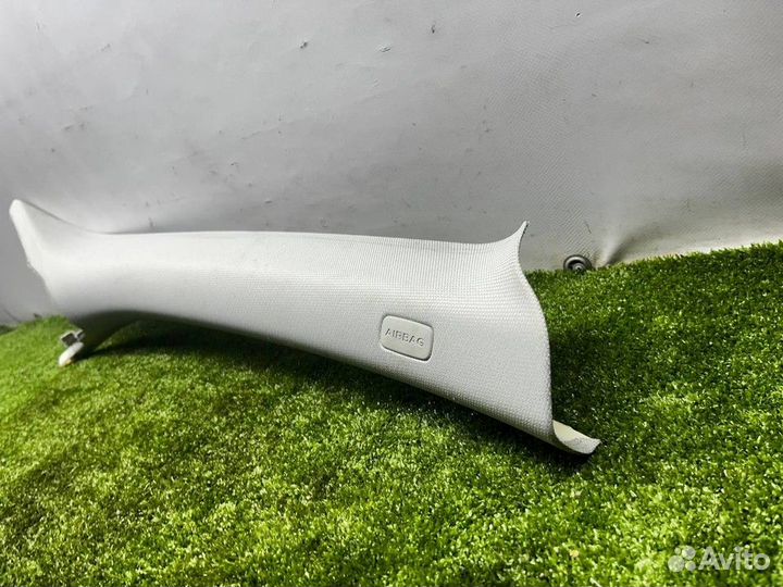 Обшивка стойки передней правой (накладка) Audi A4 B8 8K0867234