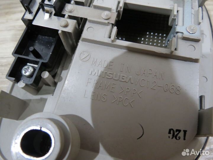 Плафон освещения салона Subaru Legacy BM BR 5