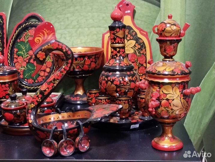 Посуда хохлома, штоф, самовар, ладья