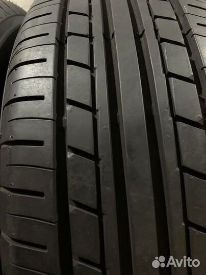 Yokohama BluEarth Ecos ES31 215/60 R16