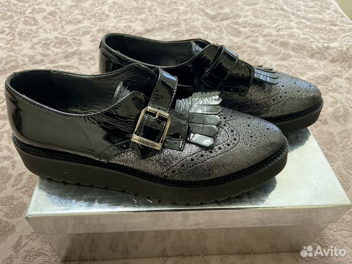 Лоферы женские