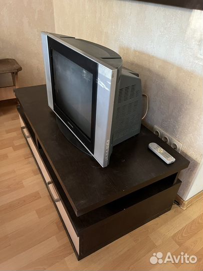 Тумба под телевизор